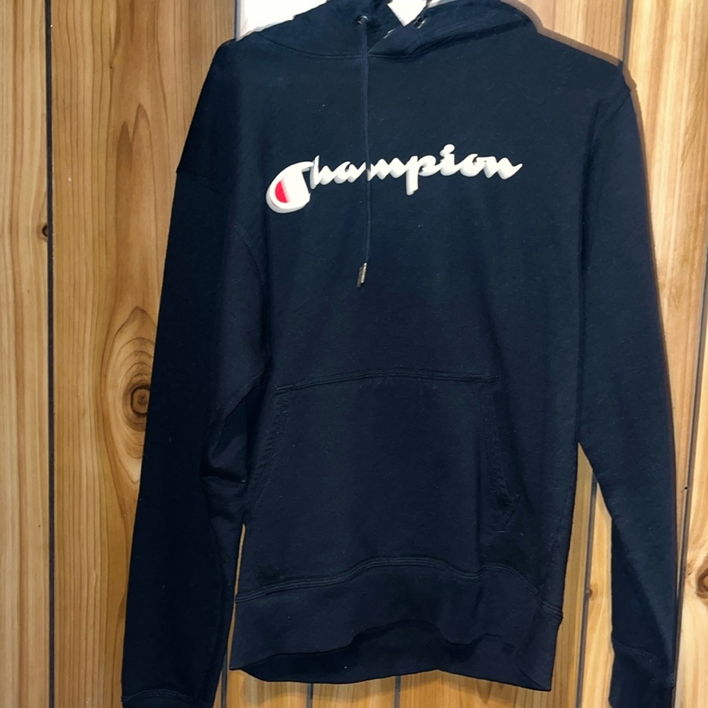 black champion hoodie